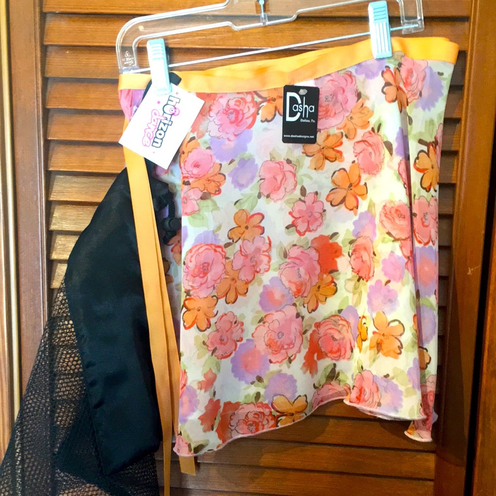 Dasha Wrap Skirt Floral Print Ladies One Size New